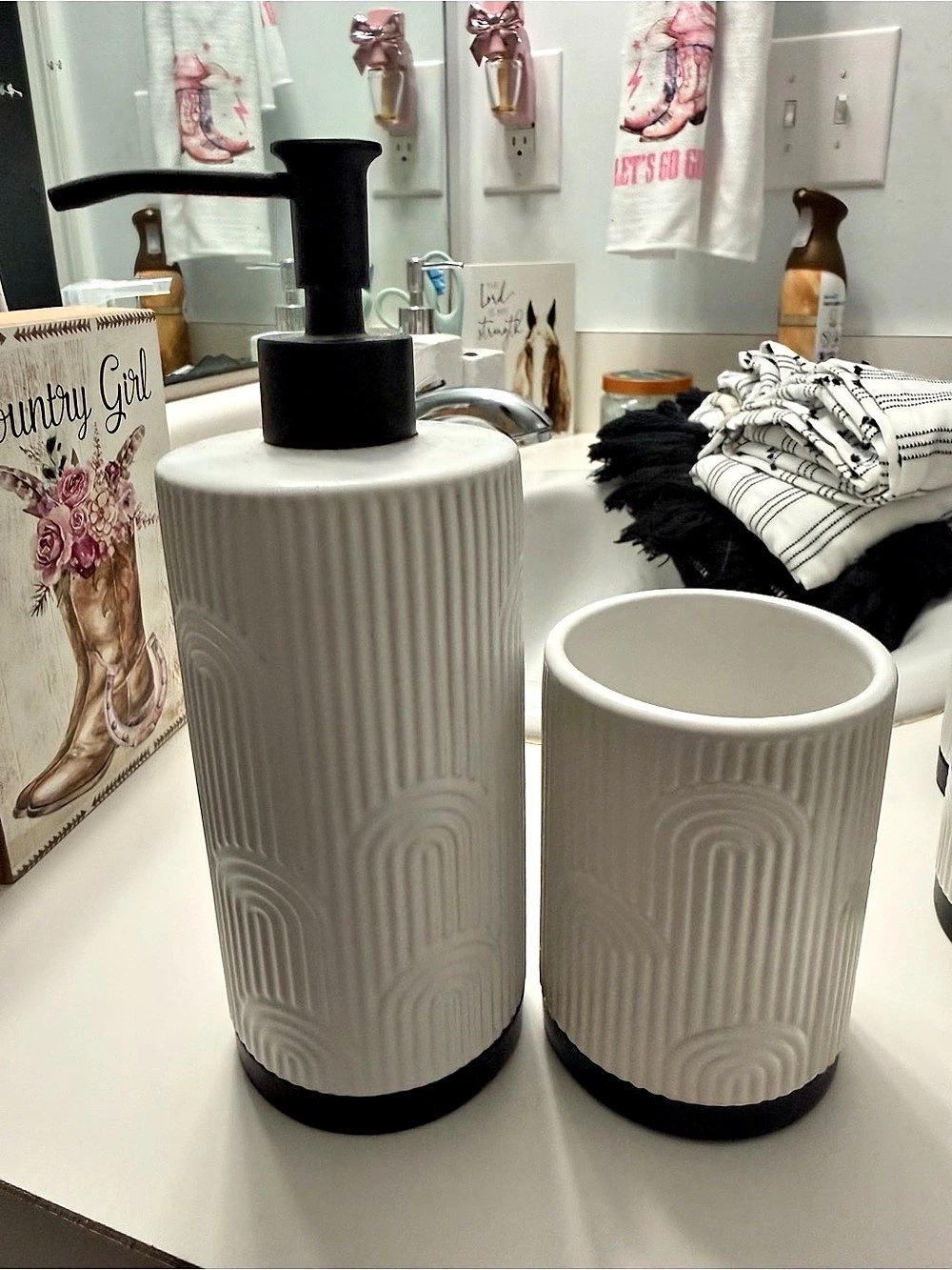 Better Homes & Gardens Boho Chic Ceramic Bathroom Soap Dispenser Set White &